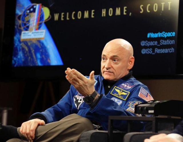 Вернувшийся с орбиты астронавт НАСА Скотт Келли признал существование инопланетян