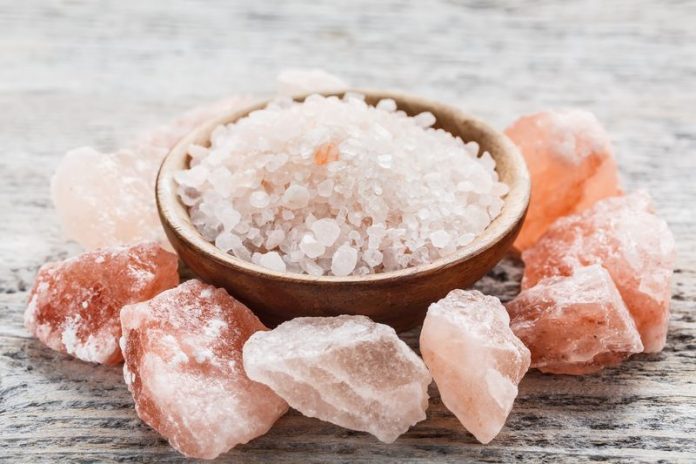 Целительная розовая гималайская соль настолько уникальна, что ее называют «белым золотом».