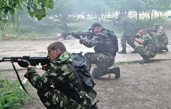 Ополченец Варяг: Армия ДНР перешла в наступление, ВСУ отступают