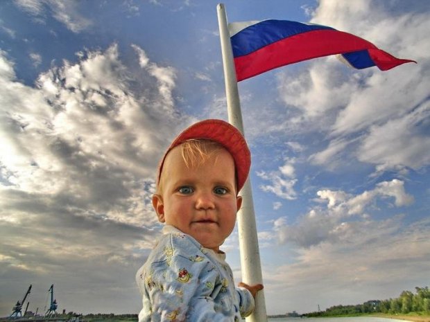 Правительство утвердило стратегию развития воспитания в России. Удар по ультралиберализму?