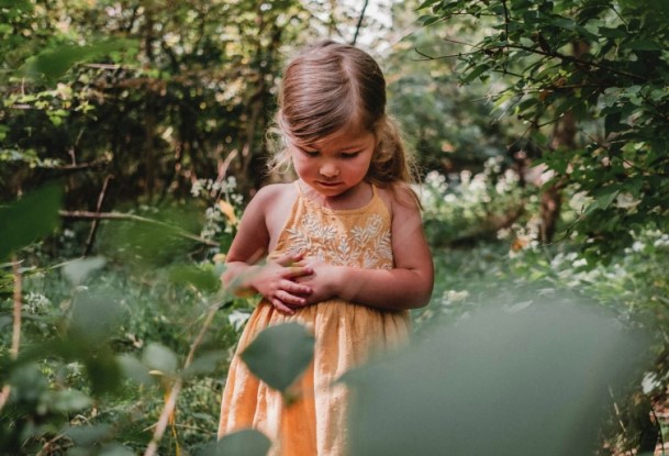 Травы для детей: безопасные и простые средства, которые можно приготовить вместе