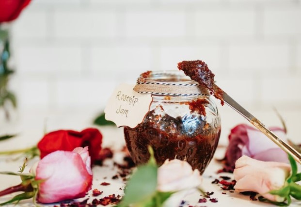 Откройте для себя волшебство домашнего розового варенья из изюма